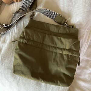Universal Thread Olive Crossbody Bag